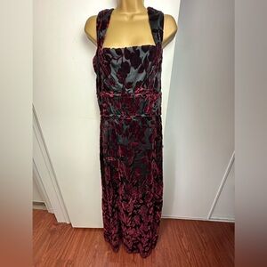 Gorgeous Vintage Black Rose Velvet Artsy Gothic Whimsical Grunge Formal Dress M?